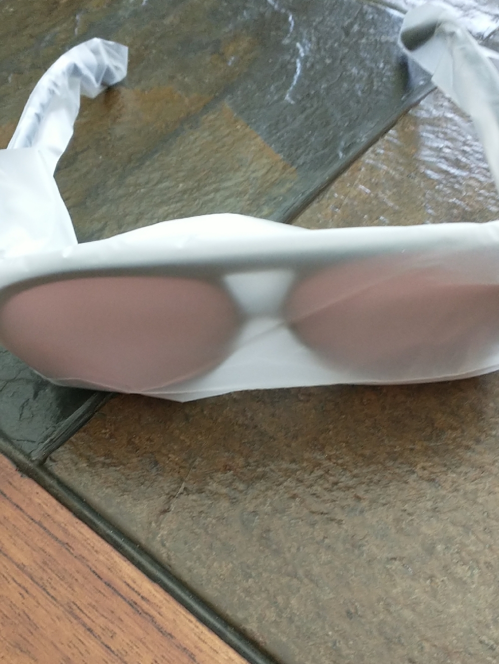SOJOS Large Retro Black Frame Sunglasses with Red Lenses, NIB